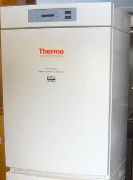 3120 Water-Jacketed CO2 Incubator