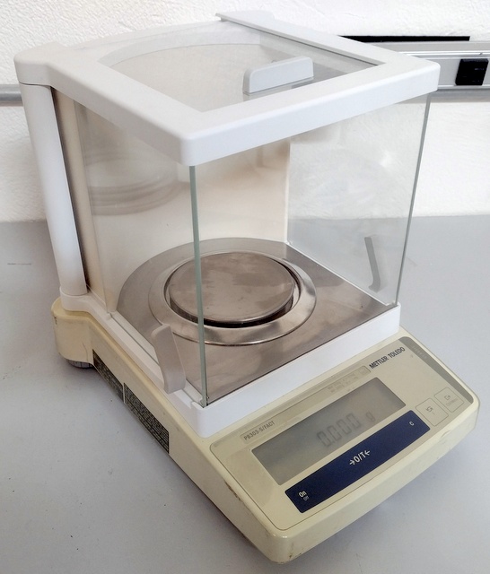 PB303-S/FACT Analytical Balance